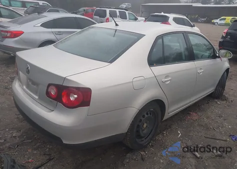 2010 Volkswagen Jetta S from USA, damaged, VIN 3VWJX7AJ0AM100935